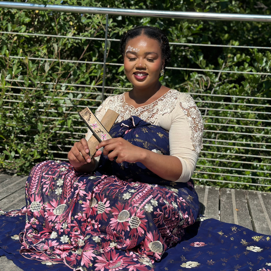 Comment Choisir le Salouva Idéal ? Coton, Soie, Voile ou Broderies pour un Style Chic et Moderne