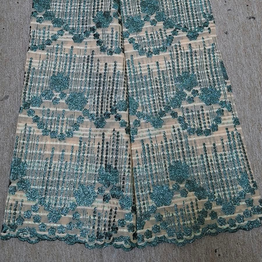 Salouva sequins